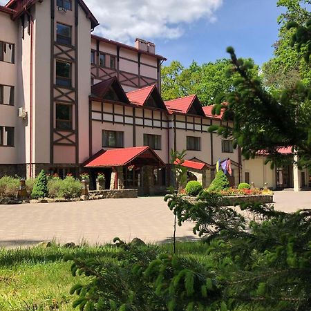 Sherwood Hotel Dolgomostiska Eksteriør bilde